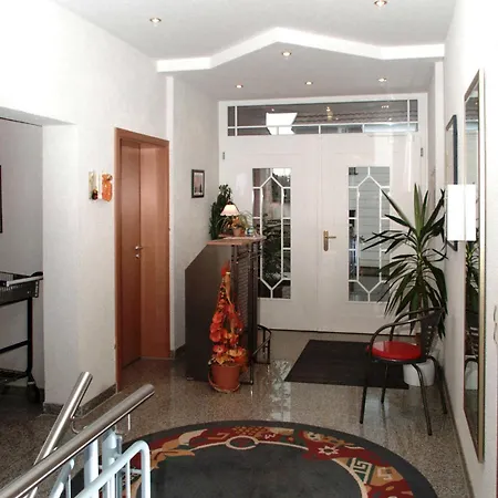Gaestehaus Zum Nummer 2 Apartment